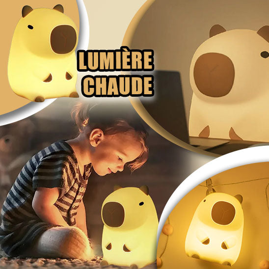 Veilleuse-bebe-lumiere-chaude-enfant-souriant