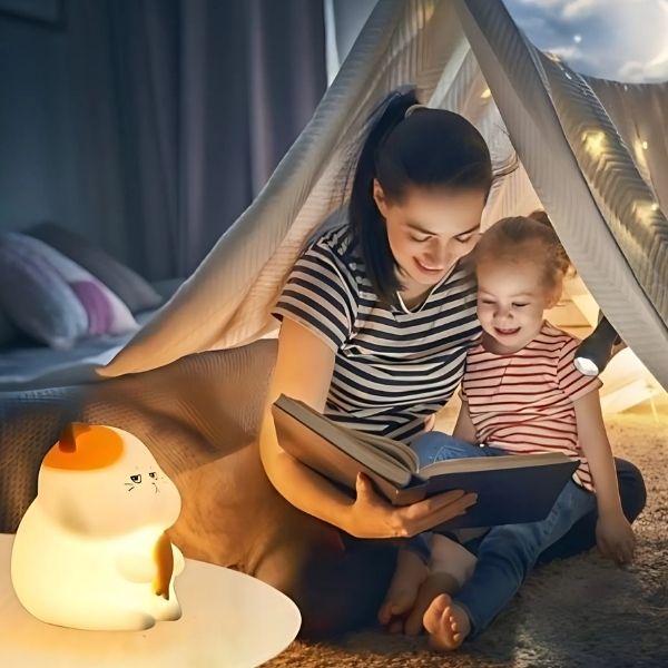 Veilleuse-bebe-rituel-apaisant-lecture-soir