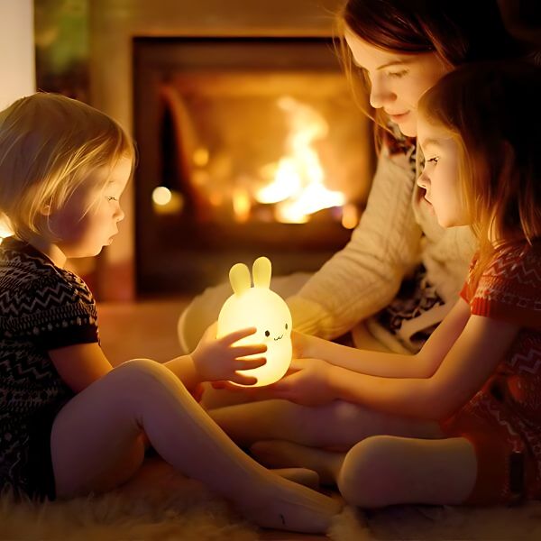 Veilleuse-lapin-cadeau-fillle-garcon-anniversaire-paques