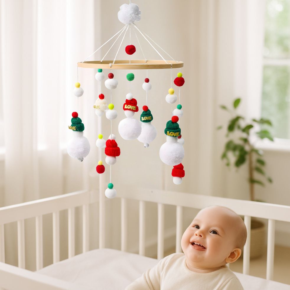 mobile bebe bonhomme de neige garcon eveille