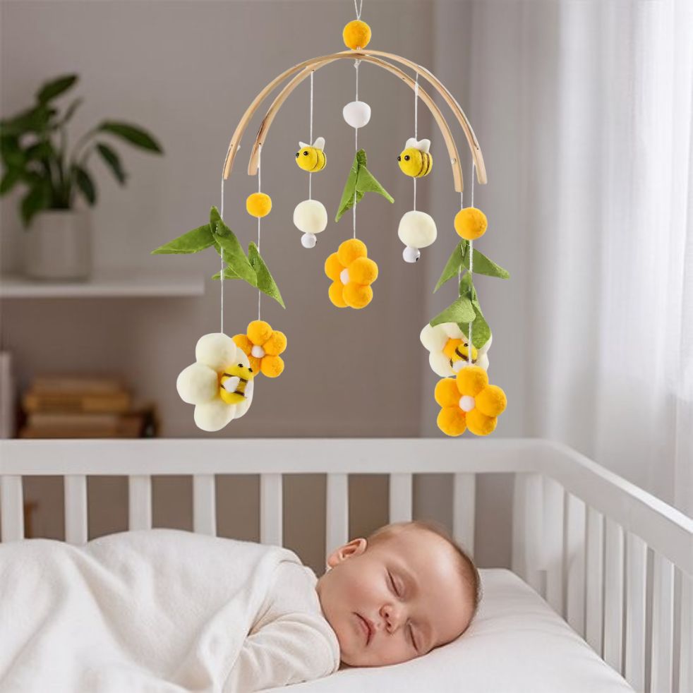 mobile bebe fleur abeille bebe endormi