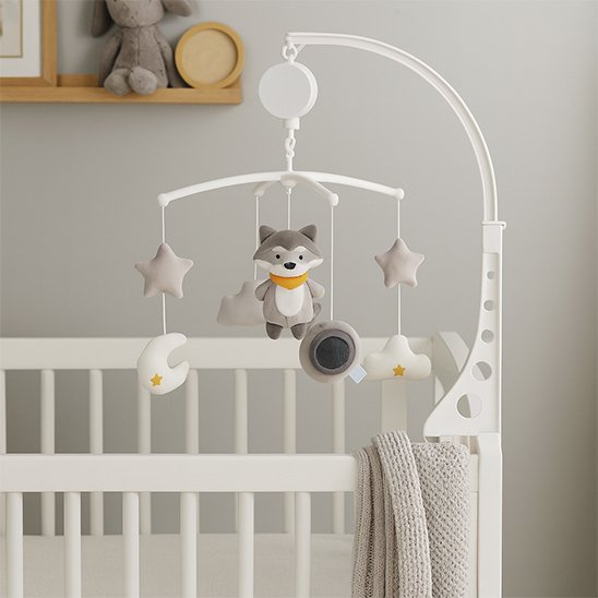 mobile musical bebe raton laveur nuage etoile lune dans berceau