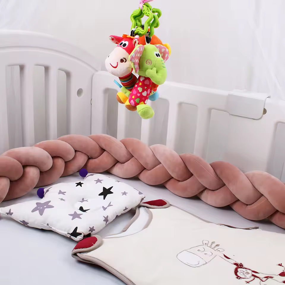 tresse de lit terracotta élégante décoration chambre bébé