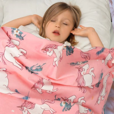 Plaid-bébé-enfant-licorne-en-polaire-fille-rose