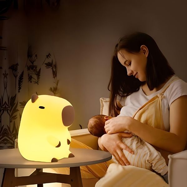 veilleuse bébé allaitement capybara tamisée