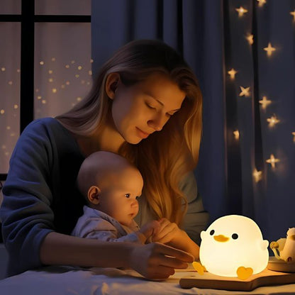 Veilleuse-bebe-canard-maman-fils-souriant