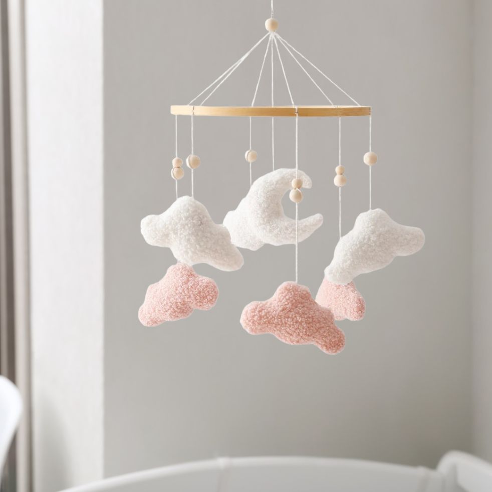 mobile bebe nuage rose blanc