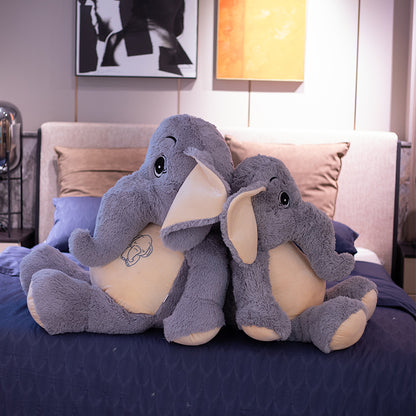 peluche éléphant enfant