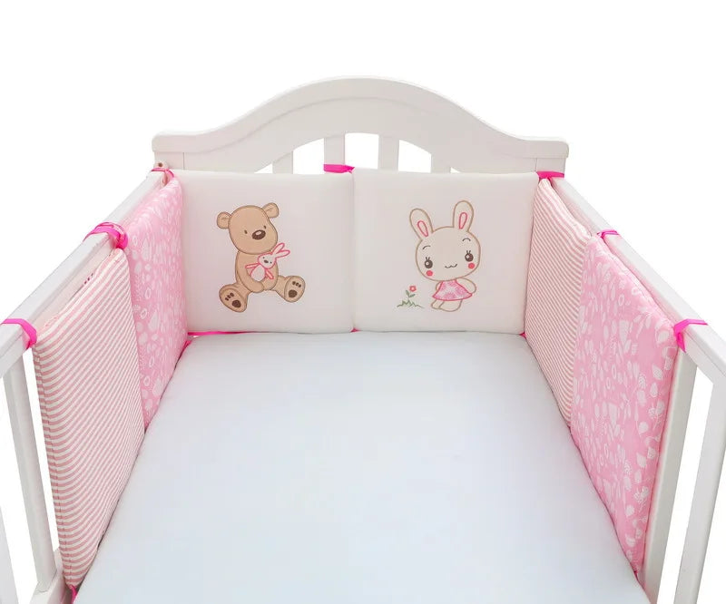tour de lit bebe rose blanc lapin ours