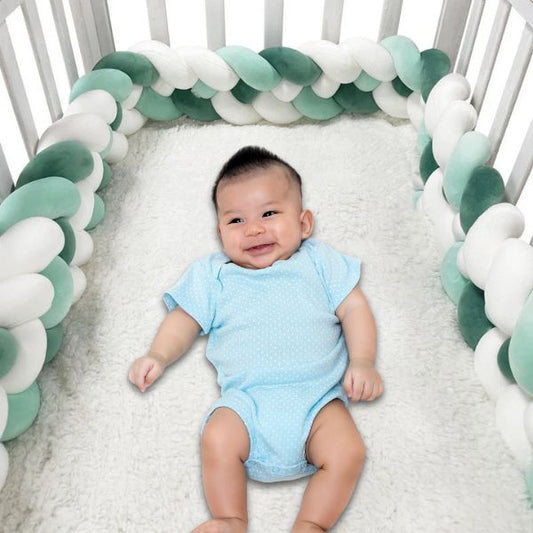 tresse de lit 3m blanc vert garcon souriant lit