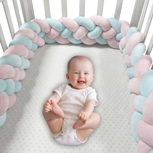 tresse de lit 3m bleu rose garcon souriant lit