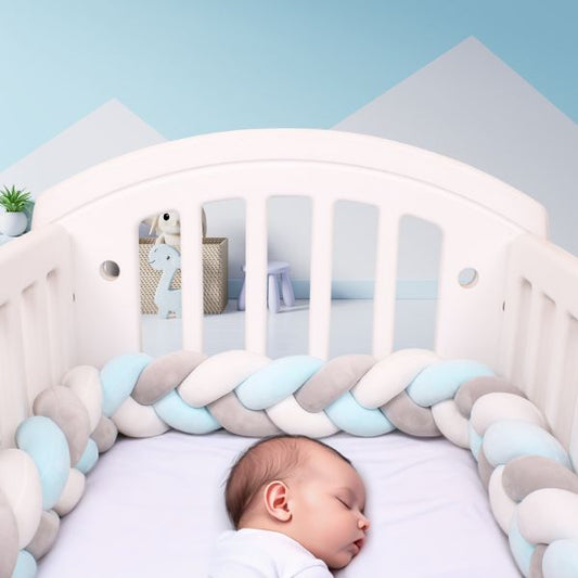 tresse de lit bleu blanc gris enfant sommeil profond