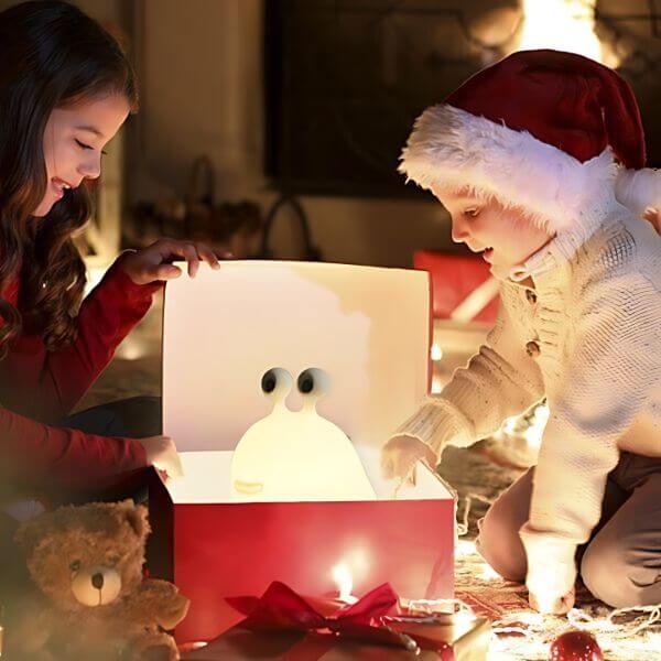 veilleuse bébé limace cadeau adorable enfant noël anniversaire