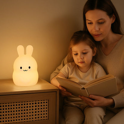 veilleuse lapin portable tamisee bebe maman lecture soir